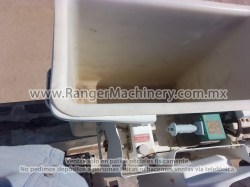 CAMION DE SERVICIO - INTERNATIONAL-4300 SBA 4X2 - 09652 - 10